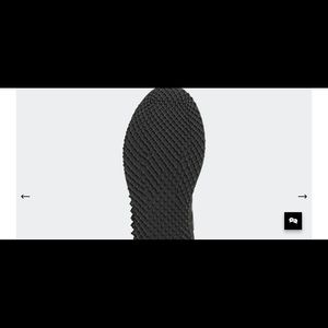 Adidas beautiful gym shoe.